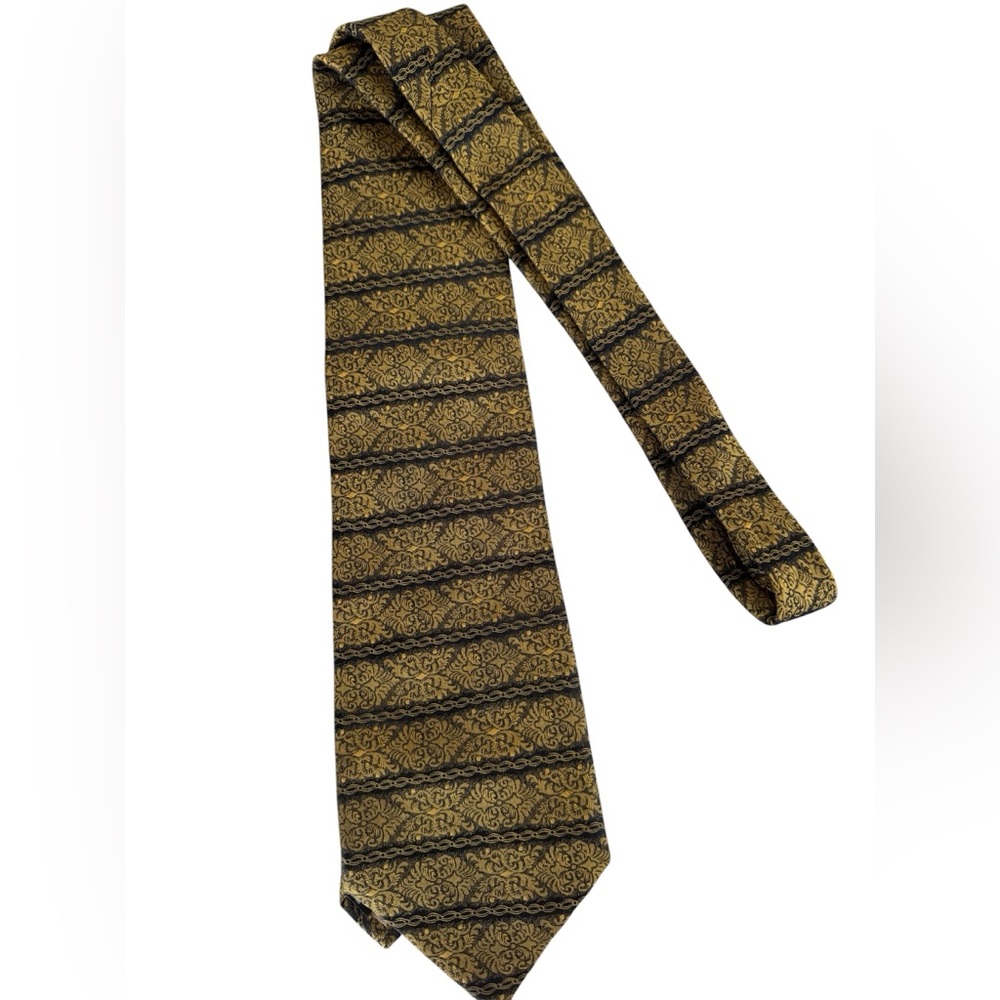 Harve Benard Gold and Black Striped Tie 100% silk